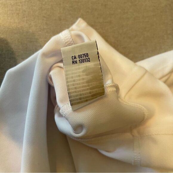 Bobby Jones White 1/4 Zip Golf Short Sleeve Shirt Size XS - Picture 7 of 7